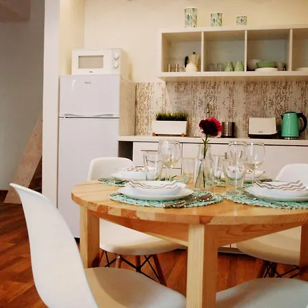 Firstfloor Apartmán *
