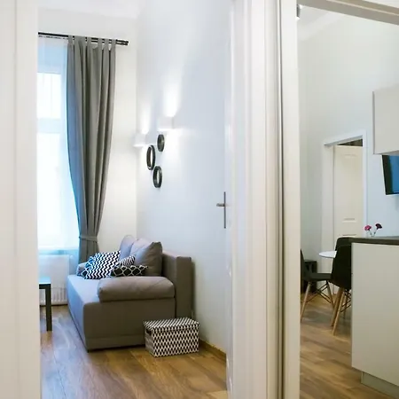 Lägenhet Firstfloor *