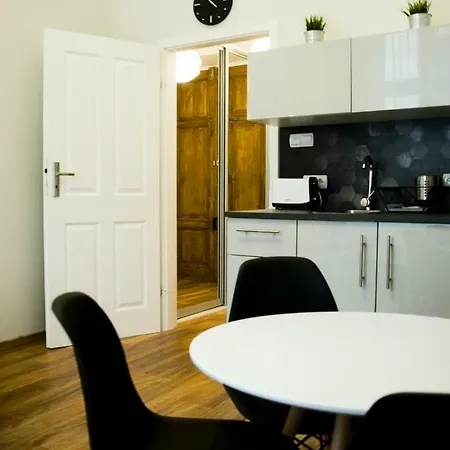 Lägenhet Firstfloor